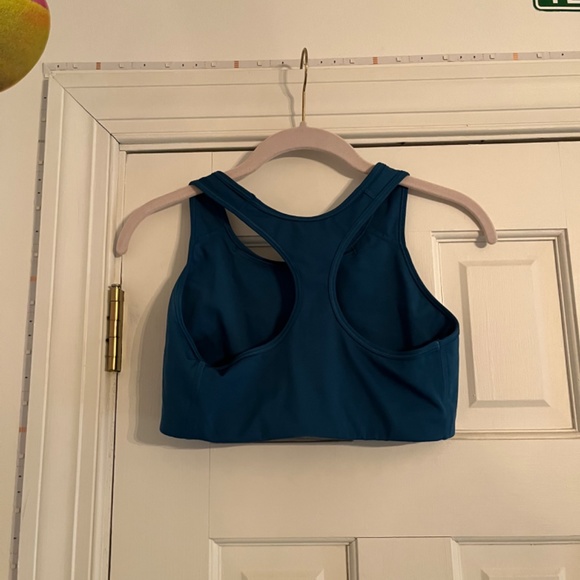 Nike bra - Picture 2 of 2
